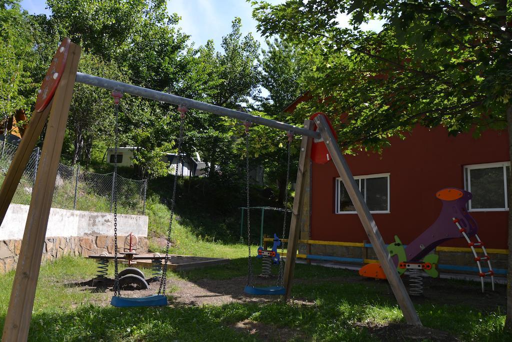 Camping Aneto Benasque Exterior foto