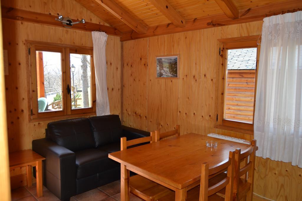 Camping Aneto Benasque Habitación foto